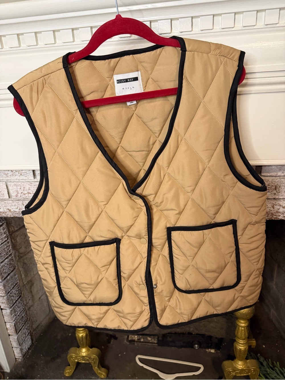 Noisy May Quilted Puffer Vest Tan Beige Black Trim Snap Front Size Large